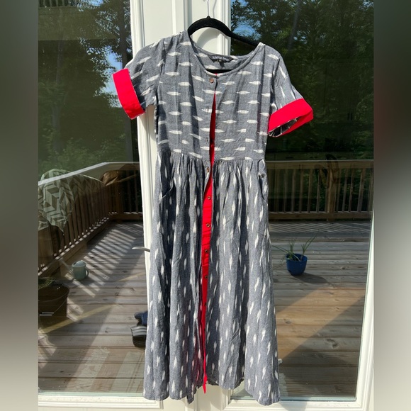 Ikkat dress that can double up as cape - Picture 2 of 2